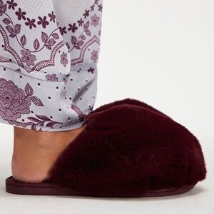Snowball Slippers in Cabernet